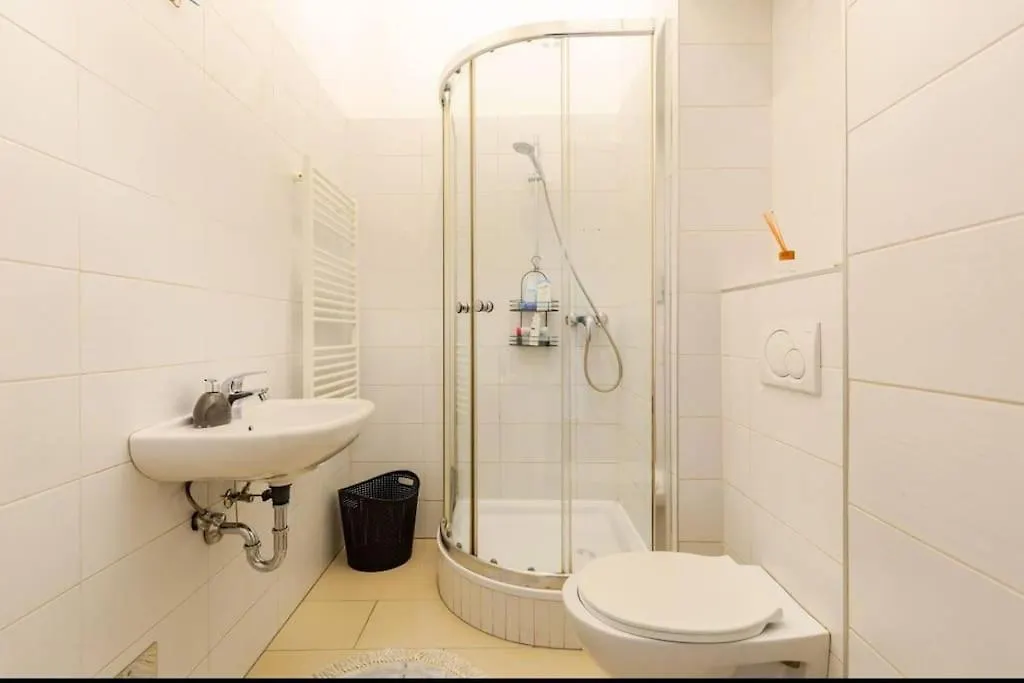 Stylish Modern Entire Apartment 비엔나 0*,
