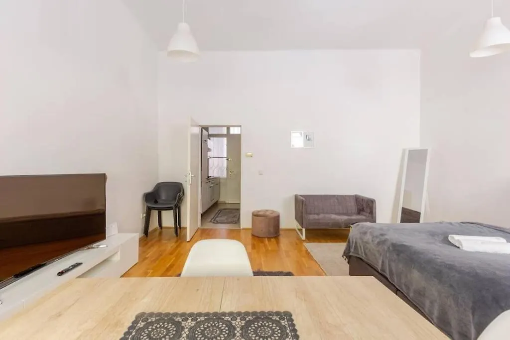 Stylish Modern Entire Apartment 비엔나